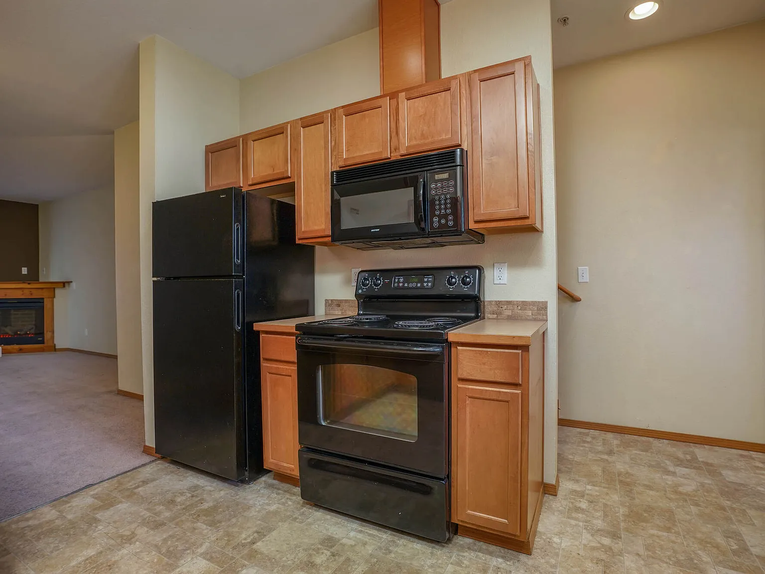 Warner Street Townhomes — Photo 4