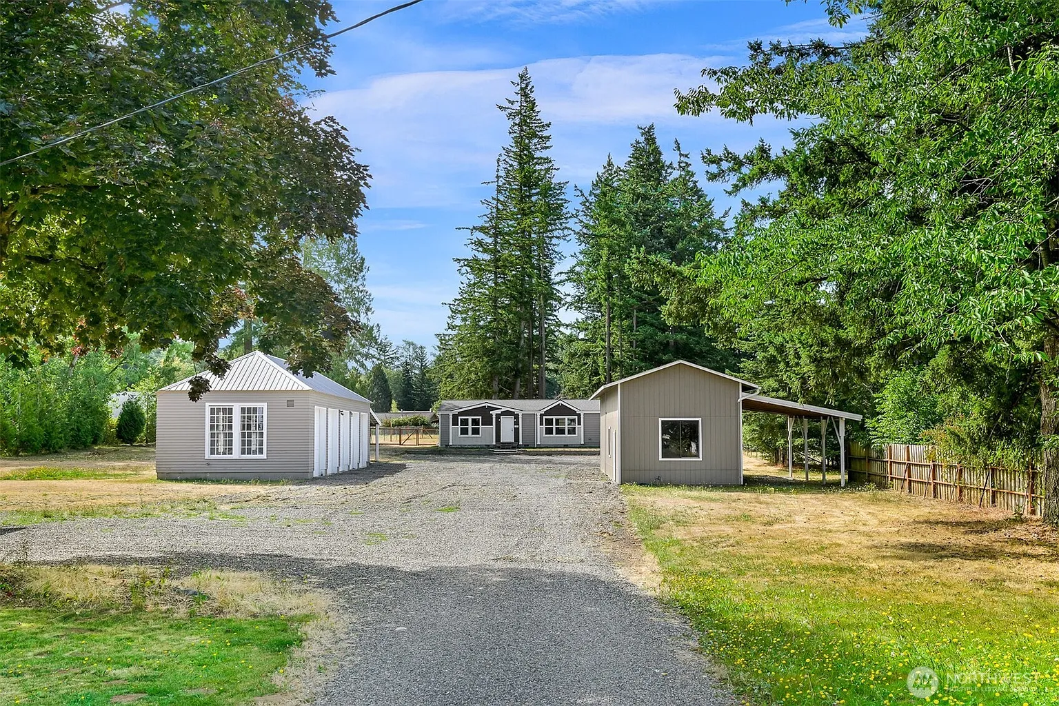 1229 W Axton Road photo 1