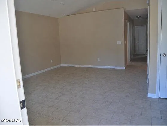 7213 Chipewa St — Photo 3