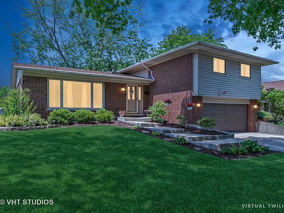 2nd image of 15336 Orchard Ln