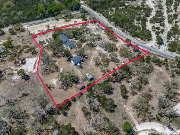 135 WALNUT GROVE RD, Boerne, TX 78006
