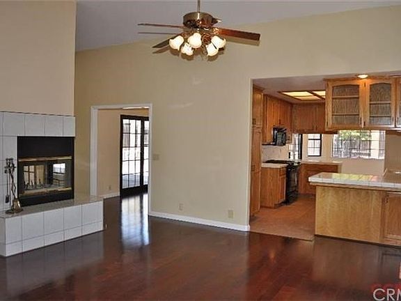 Family Room to Kitchen
