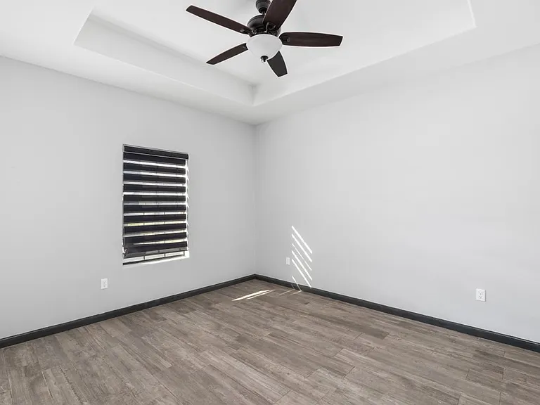 1412 Acme Ln #3 — Photo 11