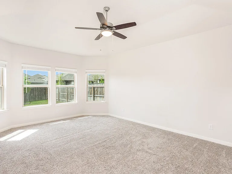 10226 Juniper Oaks — Photo 11