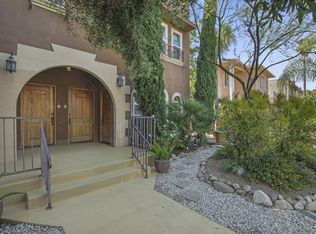 1373 S Cloverdale Ave, Los Angeles, CA 90019