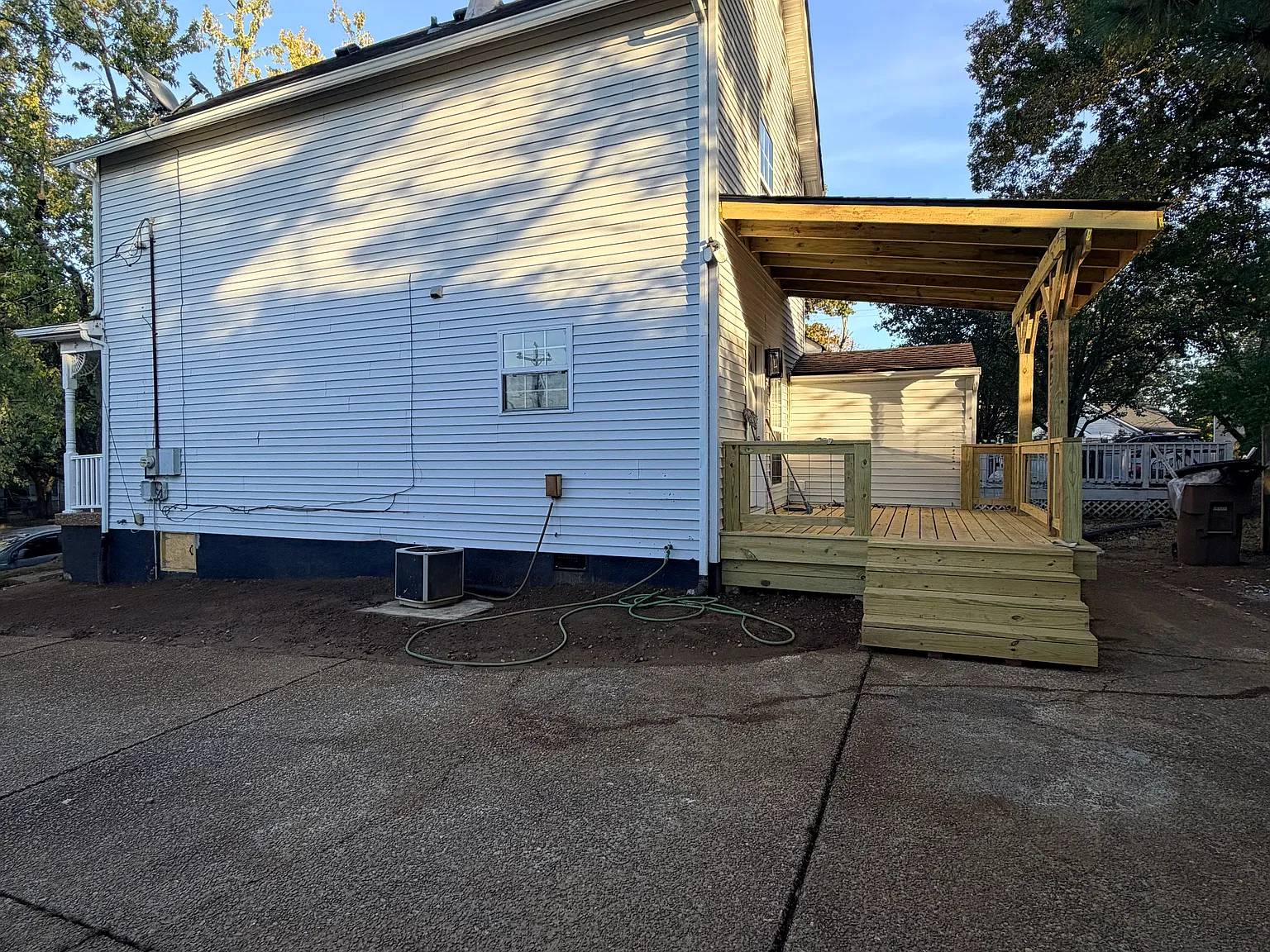 2 bed, 1.5 bath, 1152 sqft, $1,800 — Photo 2