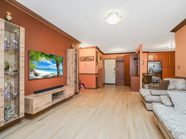 1830 Bath Avenue image 4 of 25