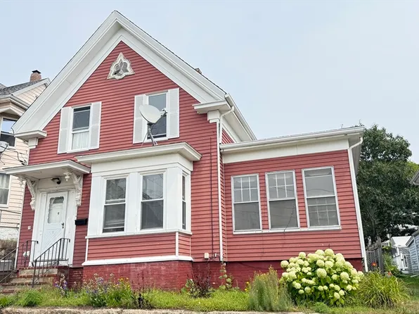 9 Trask St, Gloucester, MA 01930