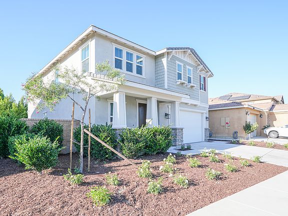 2nd image of 2717 E Murdock Ln
