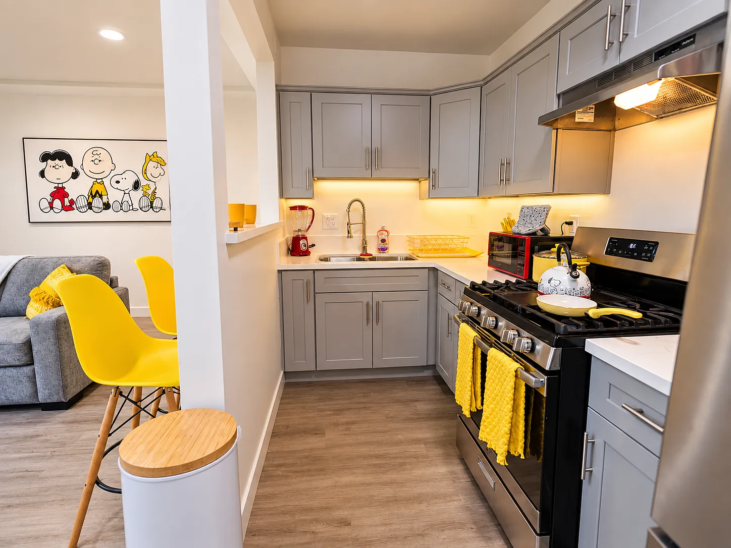 2 bed, $3,880 — Photo 2