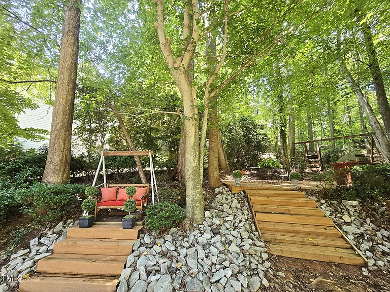 106 Birkhaven Dr — Photo 90