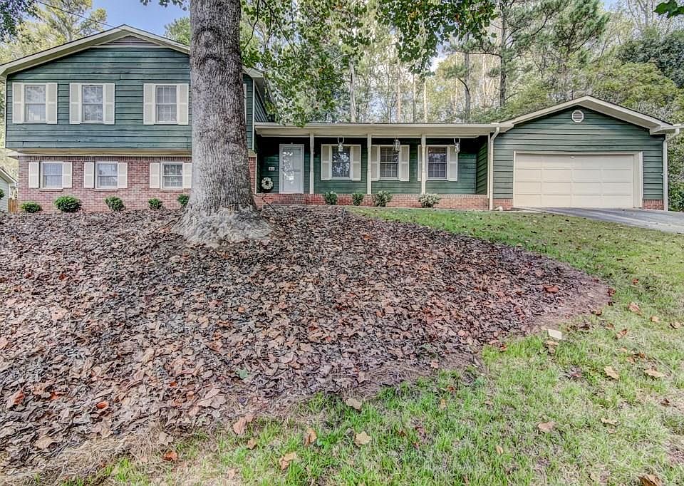 1st image of 63 Vanessa Dr SE