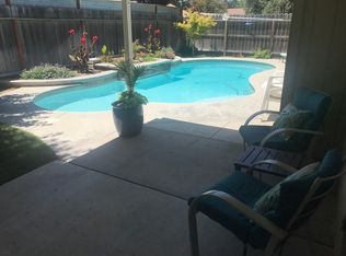 876 River Bluff Ct, Oakdale, CA 95361