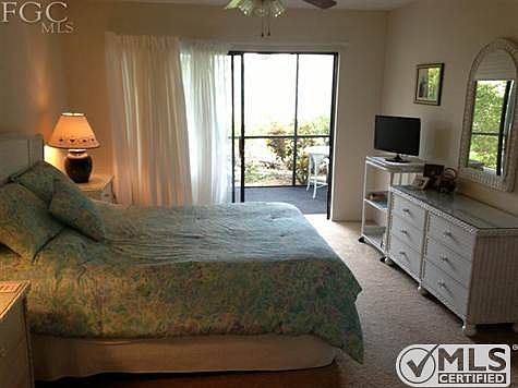 Master bedroom with slider to lanai
