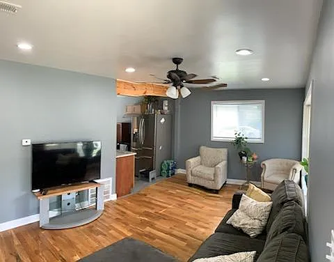 3258 Bernice Rd photo 1