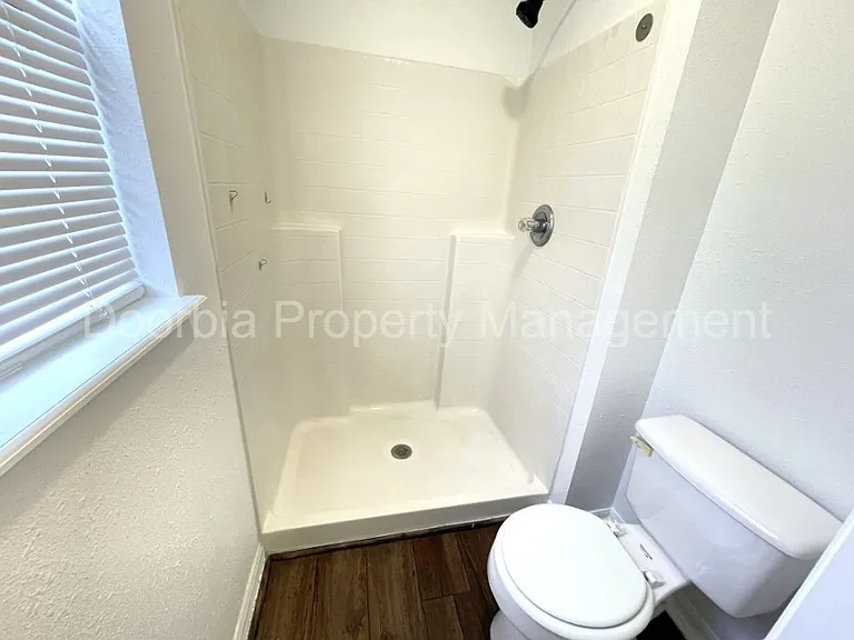 11098 Lord Taylor Dr — Photo 12