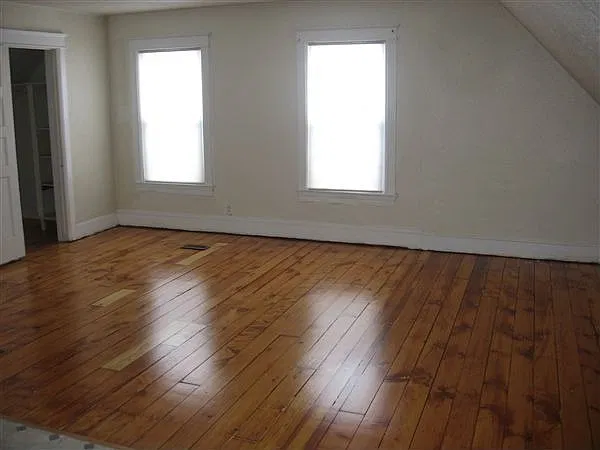 730 Egleston Apt #3 Living Room