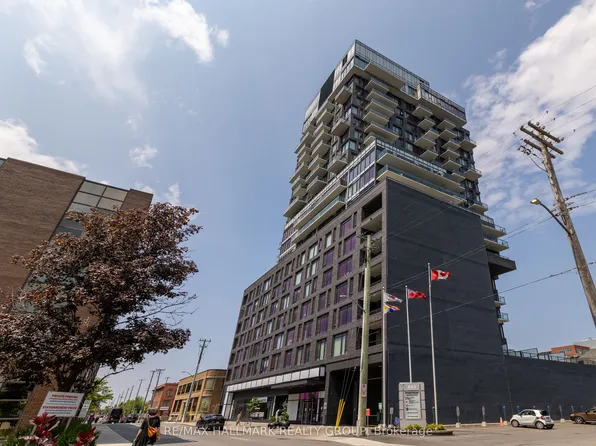 203 Catherine St #311, Ottawa, ON K2P 1J5