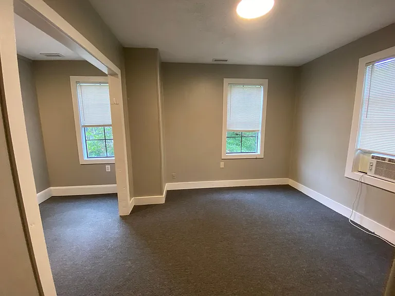 226 W Mattielou St — Photo 14