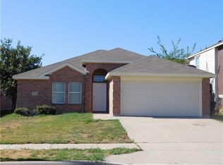 2101 Pacino Dr, Fort Worth, TX 76134