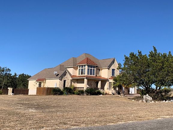 3rd image of 889 County Road 2801 E