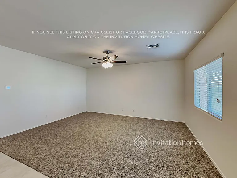 18099 N Lakeside Ct — Photo 3