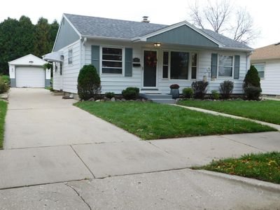 3843 S 54th St, Milwaukee, WI, 53220