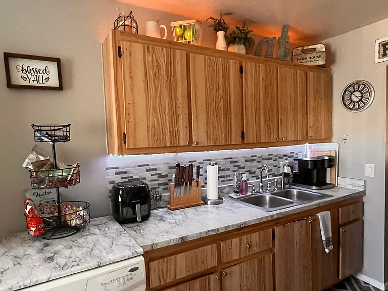 827F Cheney Hwy — Photo 18