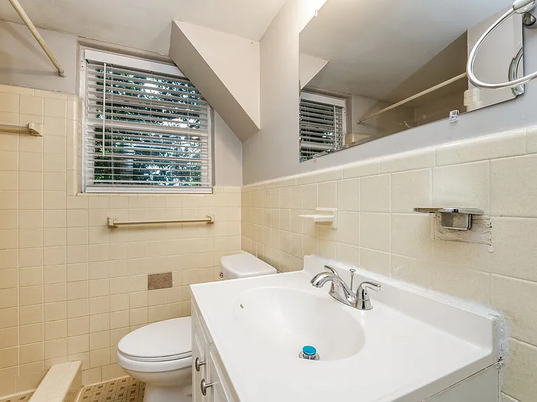 2937 Thompson Cir — Photo 13