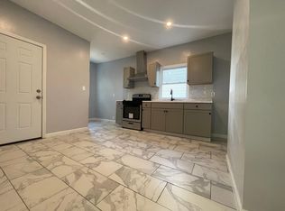 33 Irving Ave APT 1, Newark, NJ 07112