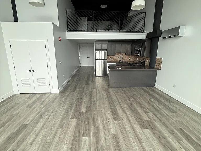South Street Lofts — Photo 13