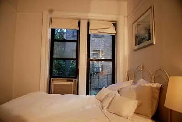 Rented by Buchbinder & Warren | media 25