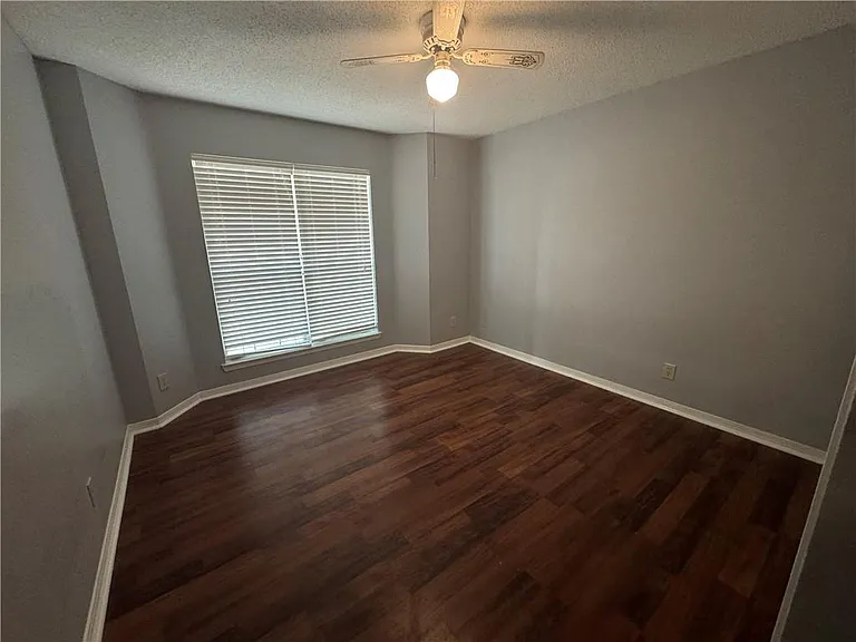 3267 Zephyr Dr — Photo 19