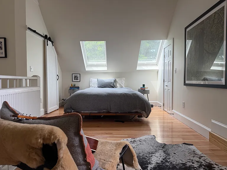 225 Harriet St — Photo 10