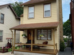 1306 Washington Ave, Tyrone, PA 16686