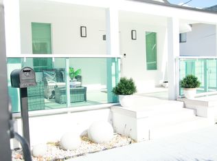 920 SW 4th Ave, Miami, FL 33130