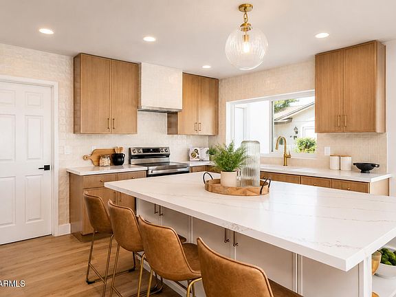 5th image of 15212 N 53RD Street