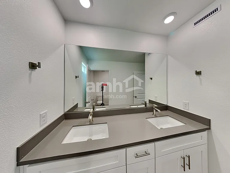 9158 Ribbon Meadow Ct — Photo 18