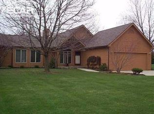 229 Glenwood Ave, Fenton, MI 48430