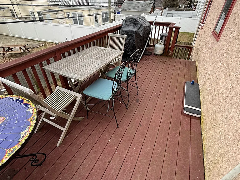 329 E Chester St #2 — Photo 23