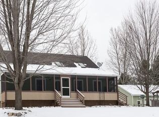 10516 Leeke Rd, Chelsea, MI 48118