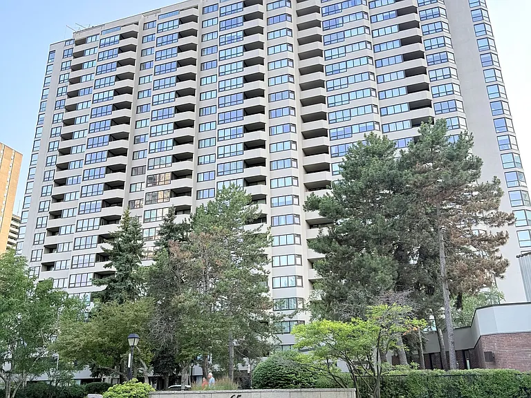 65 Spring Garden Ave #2208 — Photo 1