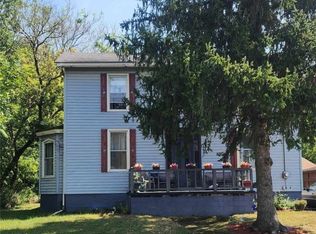 29 S Cedar Ave, Niles, OH 44446