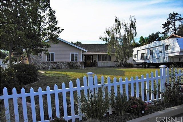 1st image of 1925 Coventry Ct