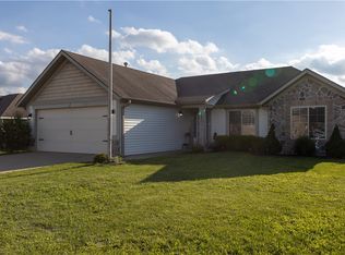 1650 Whirlaway Ln, Prairie Grove, AR 72753