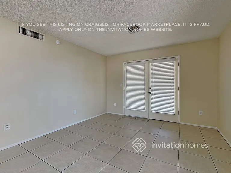 7115 W North Ln — Photo 5
