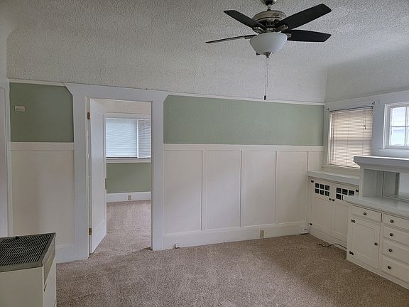 5th image of 3252 Marshall Way