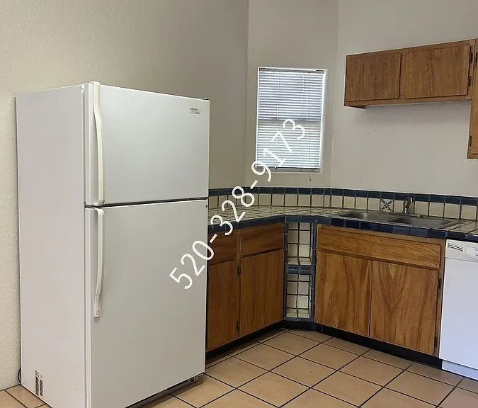3419 E Glenn St #2 — Photo 5