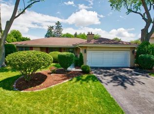 1617 Gamon Rd, Wheaton, IL 60189