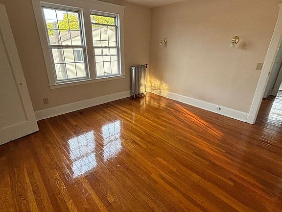 3rd image of 136 Elm St #6